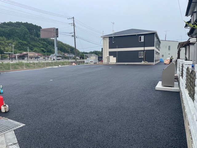 各社アパート駐車場